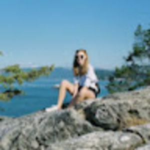 Meet your Posher, Lucy